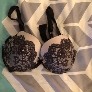 White w/ black lace Victoria secret bra